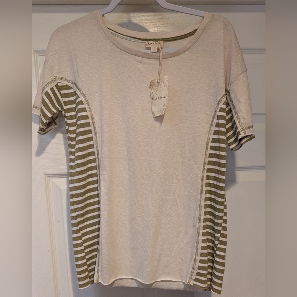NEW Hem & Thread Women's Tan & Brown Crew Neck Top Size Small NWT